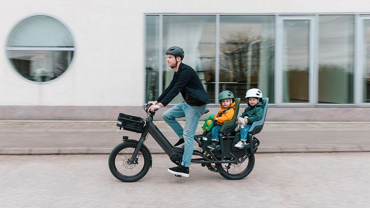 Crescent revolutionerar familjelogistiken med lanseringen av Elast – den ultimata kompakta long-tail elcykeln