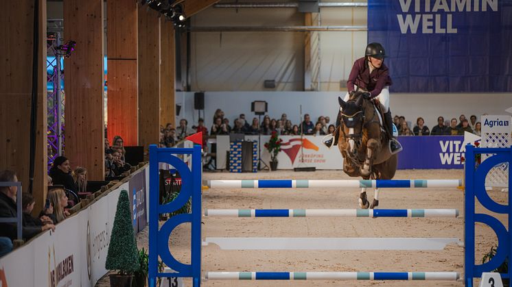 Emma Emanuelsson, Jump Club Ridsportförening – Ladina PS