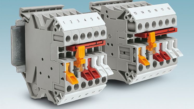 Knife disconnect terminal blocks with colour-coded disconnect lever