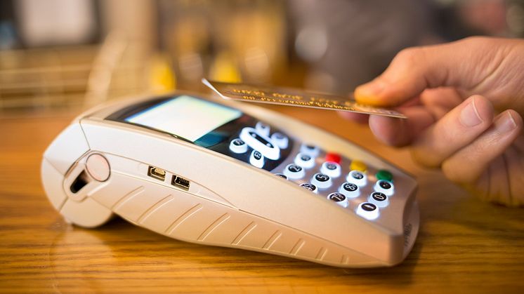 Kontaktlös betalning – hur fungerar det och är det säkert?