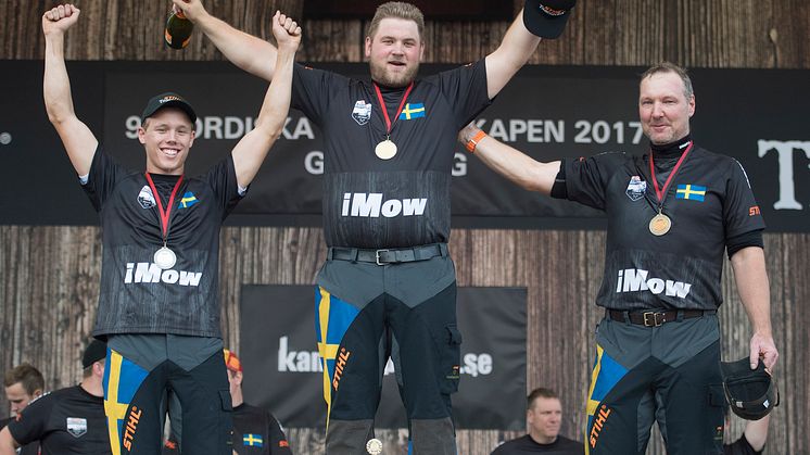 Calle Svadling ny nordisk mästare. Från vänster: Ferry Svan, Calle Svadling och Hans-Ove Hansson. 