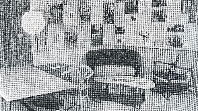 Finn Juhls drømmebord på Snedkerlaugets udstilling i 1945