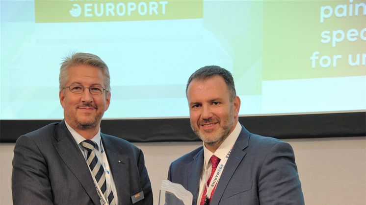 From left to right: Stein Kjølberg, Global Concept Director HPS & Apostolos Belokas, Managing Editor of SAFETY4SEA. Photo: Safety4Sea magazine 