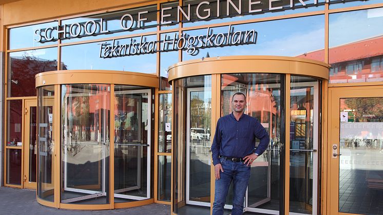 Amir Mousavian läser en Masterutbildning i Product Development and Materials Engineering på Tekniska Högskolan i Jönköping.