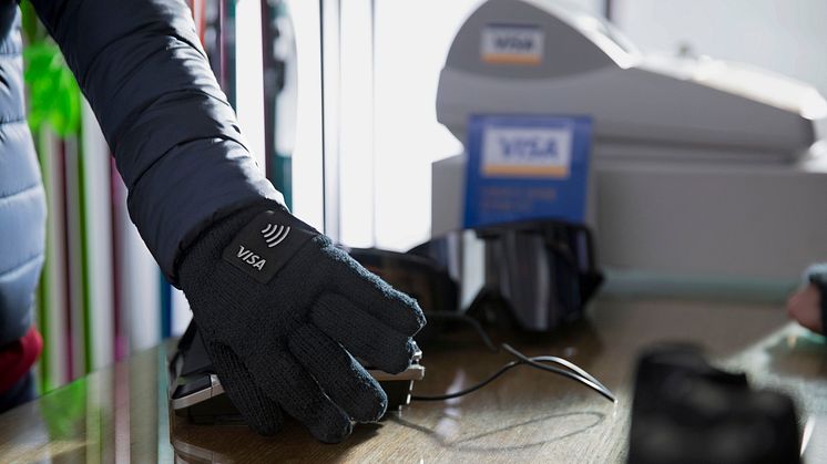 Visa payment wearable_glove