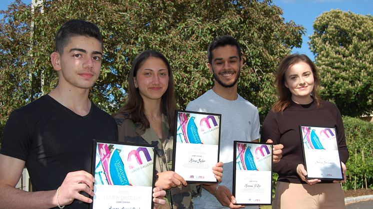 Årets stipendiater, fr.v.: Ayman Ahmad Obaid, Maria Safar, Moshtaba Al Egli och Jasmina Demirovic  