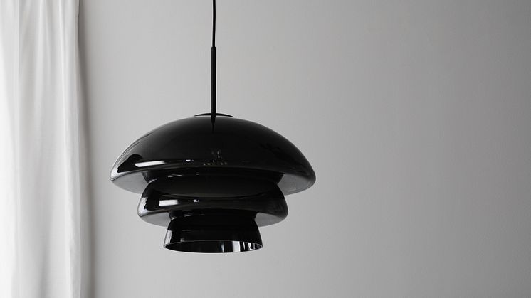 NYHET Arkiv 4006 bord- og gulvlamper