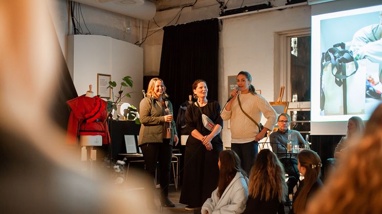 Åpning av Bestis. Fra venstre: Yngvill Ofstad, Bergans, Rakel Benjaminsen, Esmod og Jenny Skavlan, Tise. Foto: Anna Torst Saatvedt, Bergans