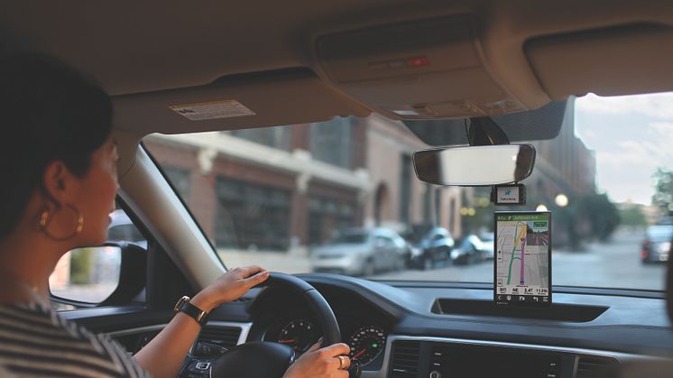 Nye Garmin DriveSmart GPS-navigatorer bringer enkelhed til den åbne vej med større skærme
