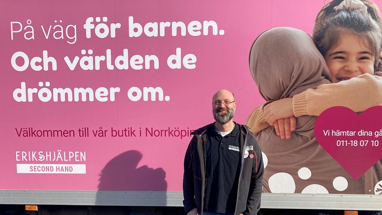 Stefan Olsson är butikschef för Erikshjälpen Second Hand i Norrköping.