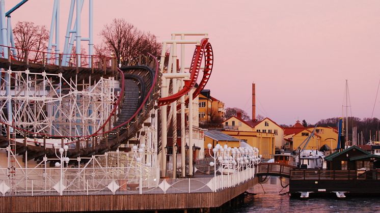 Granne med Gröna Lund.