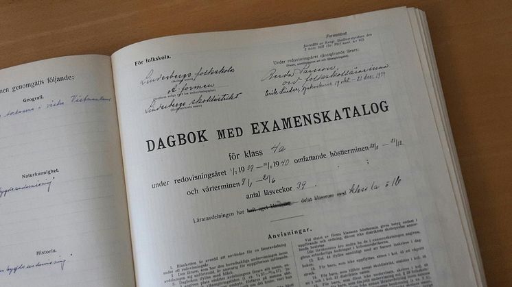 Examenskatalog Lindesbergs folkskola, klass 4 a, 1940 (bild från Lindesbergs kommuns kommunarkiv)