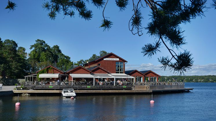 Stockholms närmaste skärgårdskrog har öppnat för säsongen- ett säkert vårtecken