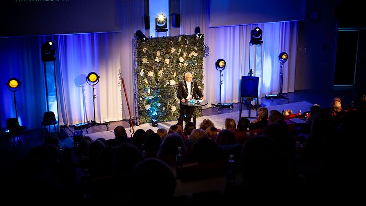 Högskolan Västs nye rektor Mats Jägstam installerades under festliga former. Foto: Sofia Brolin