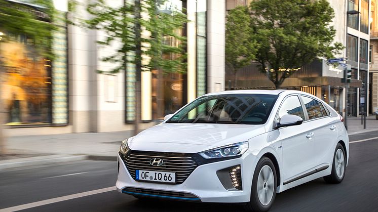 Hyundai IONIQ plug-in kommer till Sverige.