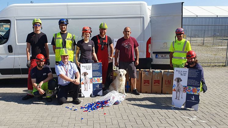 Nearly 90 kg of caps from the 'Esvagt Mercator' are contributing to three guide dogs being trained.