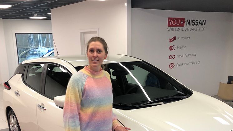 I dag kunne Nissan feire utlevering av Leaf nummer 75.000 i Norge med kake, blomster og festtaler. Silje Starheim fikk overrakt jubileumsbilen av forhandler Mobile Skøyen.