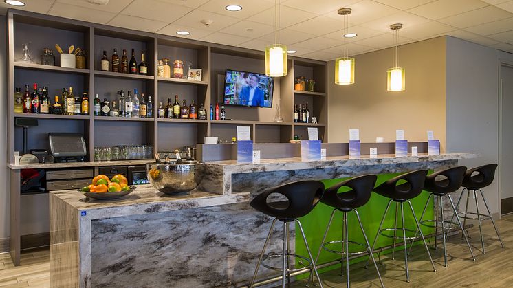 Norwegian unlocks new Escape Lounge to Premium passengers at Oakland-San Francisco