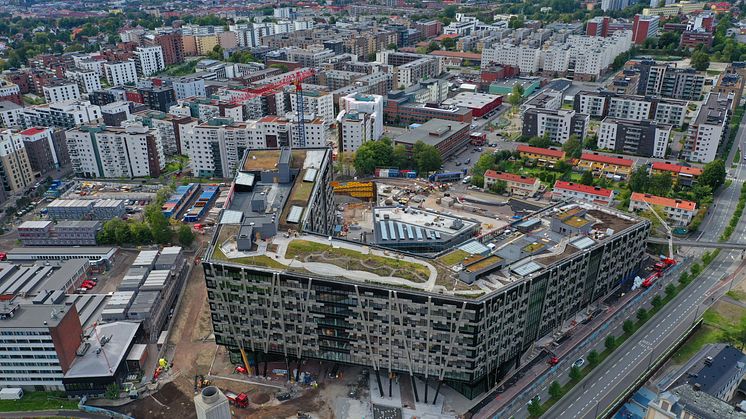 Taket på Økern Portal våkner til liv. Foto: Christian Grønvold Hansen.