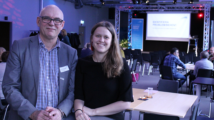 Prorektor Jan Theliander och Åsa Odin Ekman, utredare på TCO.