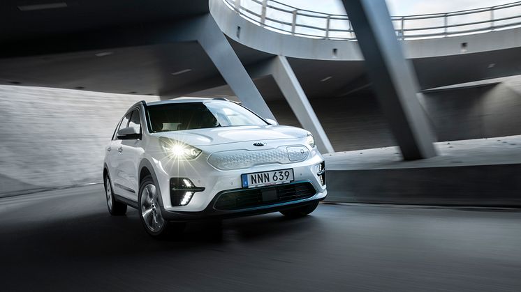 Kia Niro EV front dynamic