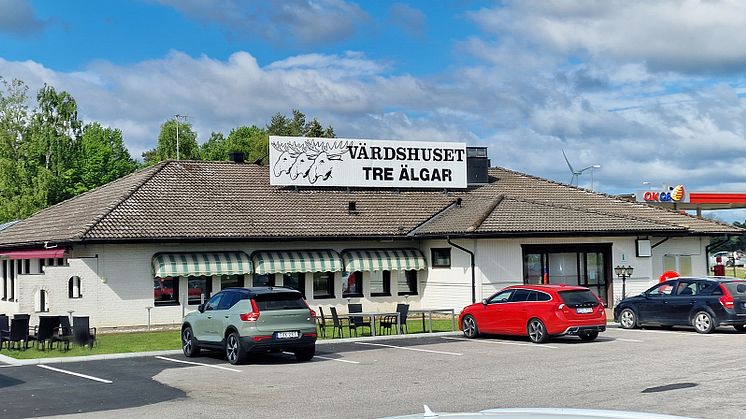 Rasta tar över Värdshuset Tre Älgar i Grästorp