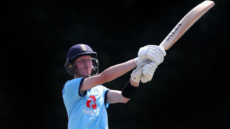 Kent's Jordan Cox batting for England U19s (photo: Getty Sports)