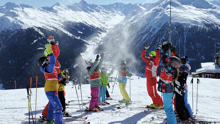 Kids4Free: Viel Spaß beim Skifahren in Davos in Graubünden ©Swiss Snowsports / Fotograf Mario Curti