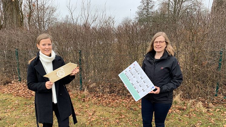 Linnéa Björk har varit projektledare för att ta fram cykelleden Lerbäckstrampet och Lillian Anderson har arbetat med att få fler naturnära övernattningsplatser för husbilar. 