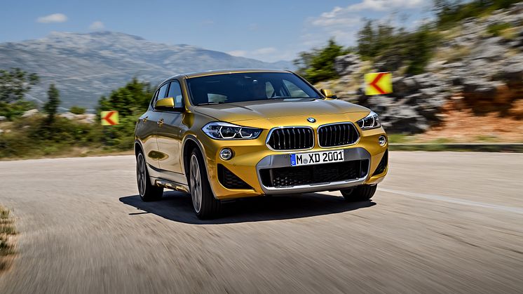 HELT NYA BMW X2