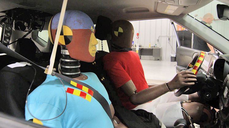 HMG intorduces world's first multi-collision airbag system_2