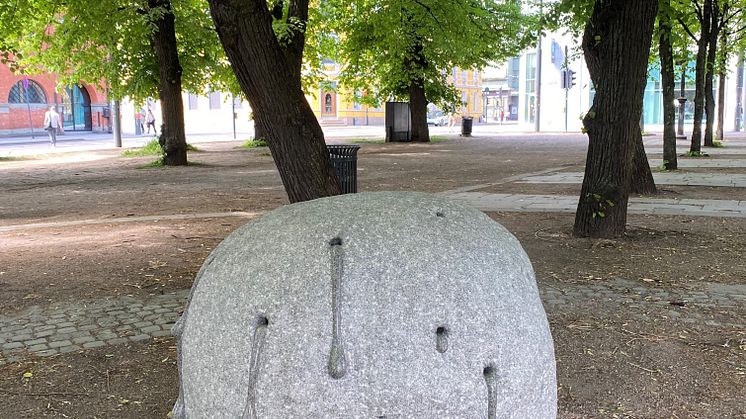 Utdrag fra Mattias Härenstam "Bristepunktet" i Paléhaven på Christian Frederiks plass. Foto: Kulturbyrået Mesén