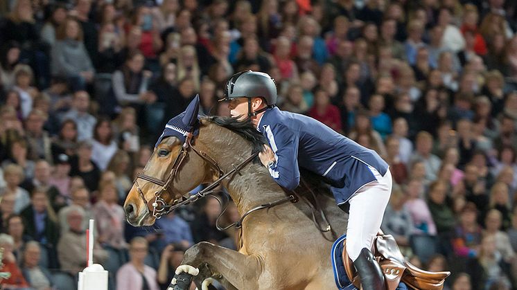 Peder Fredricson vann flera klasser under Sweden International Horse Show. Nu är han på plats i Genève för att tävla i hoppningens Top-10-final. Foto: Roland Thunholm