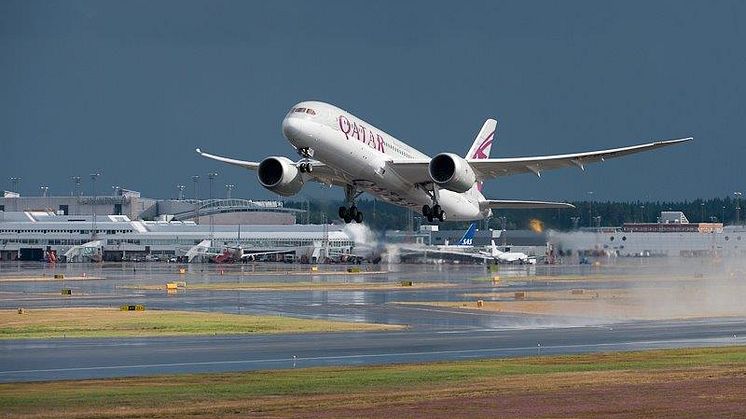 Premiär för Qatar Airways Dreamliner på stockholmsrutten 