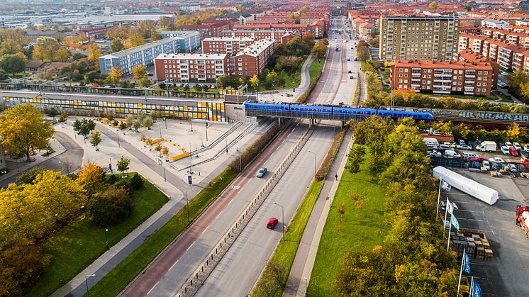 Rosengårds station med Pågatåg på Kontinentalbanan. Bild: Apelöga