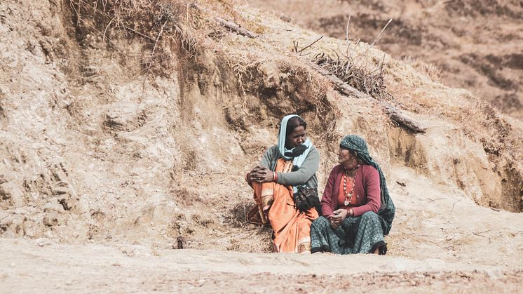 Två folkvalda byrådsledamöter som ingår i The Hunger Projects ledarskapsprogram i Indien.