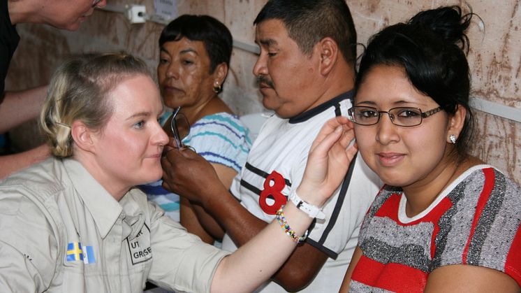 Sveriges största glasögoninsamling fick in 81 540 par glasögon  – Optiker utan gränser ska hjälpa behövande i Peru