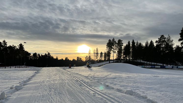 Snöpremiär på Mora skidstadion fredag 11 november 2022. 