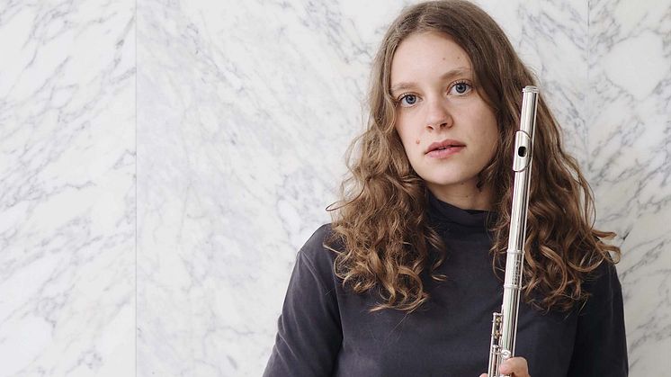 Solistprisvinnaren Laura Michelin från Norrköping spelar Nielsens flöjtkonsert