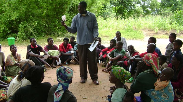 Utbildning om kvinnliga kondomer i Malawi