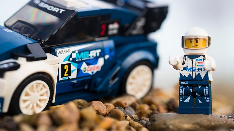 M-Sport Ford Fiesta WRC rallybil i lego-størrelse