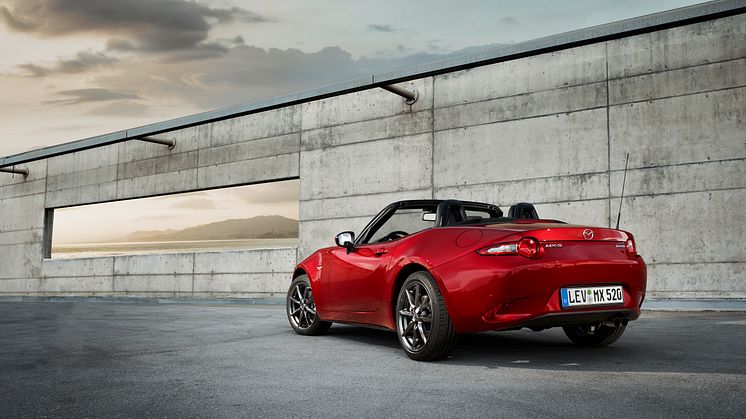 Mazda MX-5 uppdateras  – med fokus på mer körglädje och säkerhet