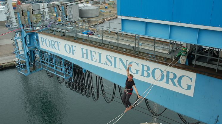 Slackline i Västra Hamnen - Helsingborgs Hamn