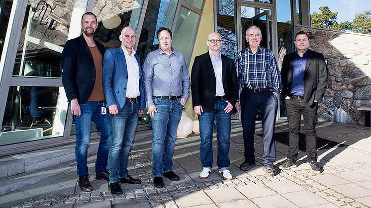 Från vänster: Mattias Jönegren, Niklas Rönn, Mats Lindberg, Martin Albinsson, Bert-Inge Hogsved och Mikael Svensson.