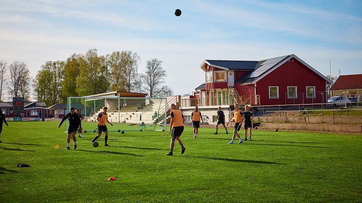 Nu ökar Solörs leverans av fjärrvärme då klubben gett Solör förnyat förtroende att leverera fjärrvärme även till det nya större klubbhuset som blivit klart i vår. Foto: Anna Hult