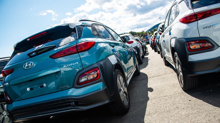 Hyundai KONA electric på havnen i Drammen. Foto: Hyundai