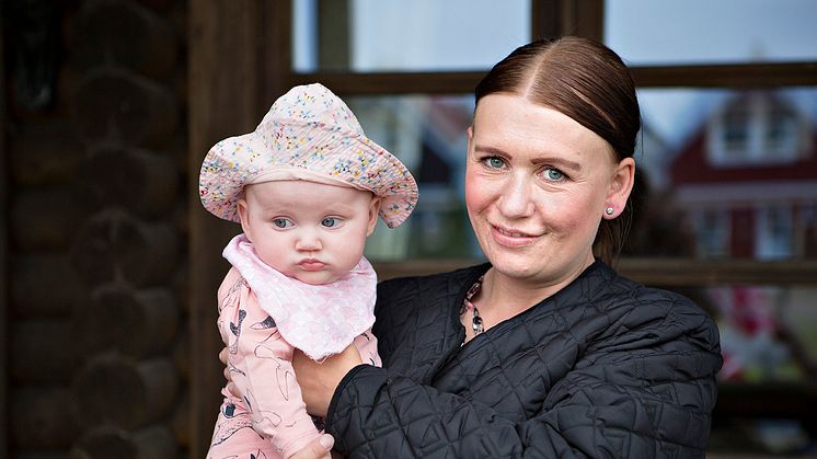 Ditte og hendes datter. Foto krediteres: Mathilde Bech