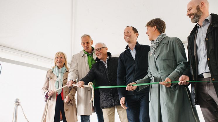 På bilden, från vänster: Agneta Kores, VD Stena Fastigheter Göteborg, Lennart Hedström, VD Elof Hansson Fastigheter, Michael Ekberg, regionchef Riksbyggen, Tomas Nilsson, ordförande Älvstranden Utveckling, Johanna Hult-Rentsch. Foto: Ebba Thorolvsen 