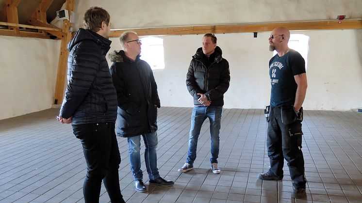 Adam Danielsson, Stefan Olofsson, Johan Hallberg och Daniel Arnoldsson i Slottslängorna. Foto: Sölvesborgs kommun, finns att ladda ner i större format på länken nedan.