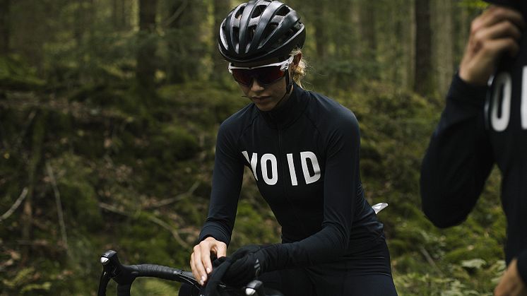 VOID Cycling och USWE öppnar pop-up på Hede Fashion Outlet 9-12 maj